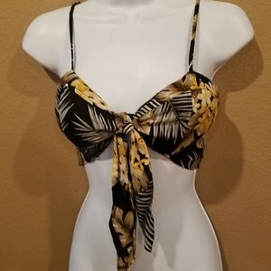 Windsor Hawaiian print crop top